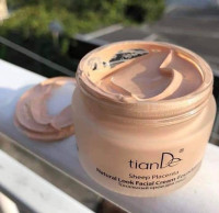 Base de maquillaje en crema de aspecto natural “Placenta de oveja”, tono medio,50g